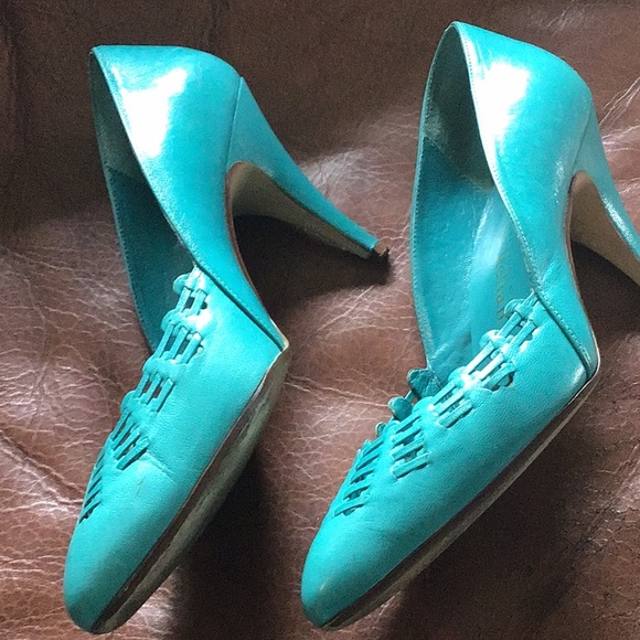 9 west Babette Seaport Pumps - Picture 2 of 6